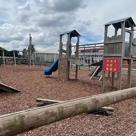 Parkdean Static Caravan On Cherry Tree Holiday Park غريت يورماوث المظهر الخارجي الصورة