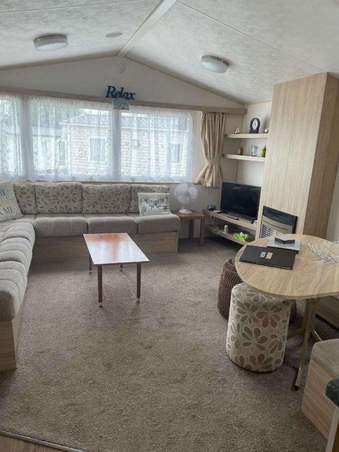 Parkdean Static Caravan On Cherry Tree Holiday Park غريت يورماوث المظهر الخارجي الصورة